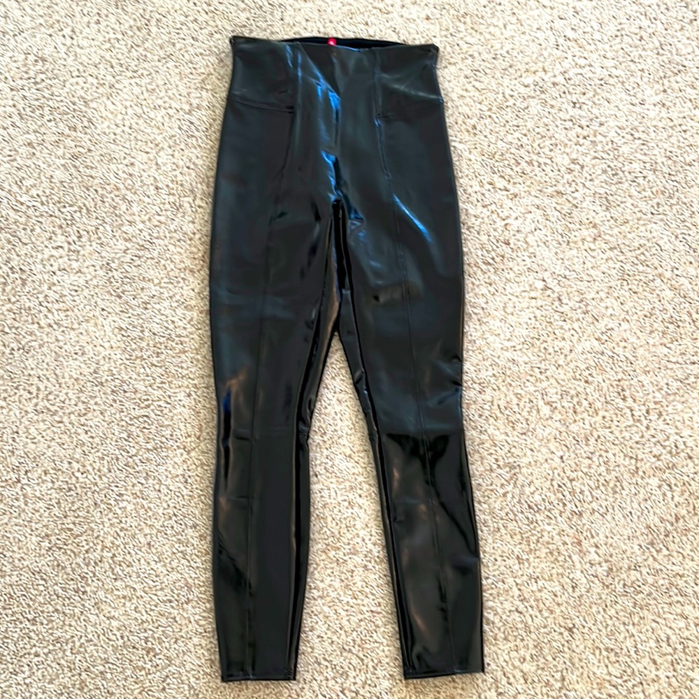 NWOT Spanx Faux Patent Leather Leggings Size Medium